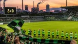 Karviná porazila Duklu 3:0 a výrazně se přiblížila návratu do ligy