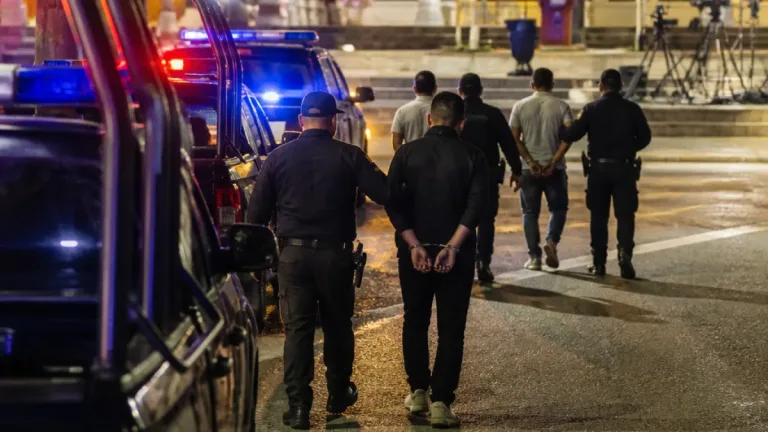 Detienen a dos titulares de Seguridad Pública en Zacatecas investigados por secuestro y extorsión