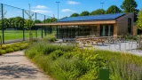 Nieuw sportpaviljoen Blikkenburg klaar: duurzame hub voor sport, ontmoeten en buurt