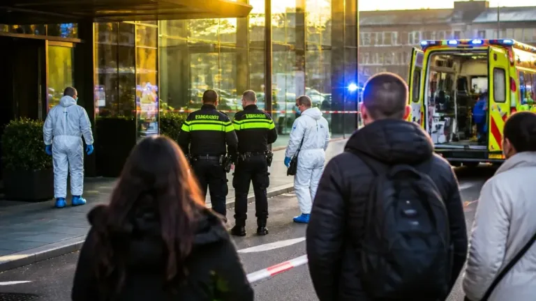 Vechtpartij bij Sloterdijk escaleert in steekincident; verdachte aangehouden