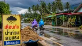 สตูลเตือนฝนต่อเนื่องหลายวัน ท้องฟ้ามืดครึ้มมีฝนฟ้าคะนองสลับเบา