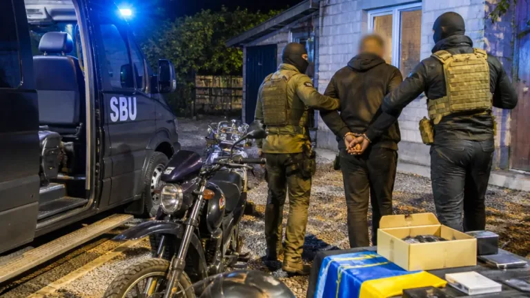 На Рівненщині суд засудив агента ФСБ до 15 років за спробу підриву залізниці