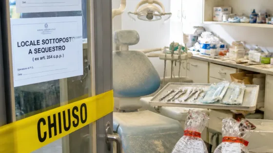Livorno: studio dentistico chiuso dal Nas per gravi carenze igienico‑sanitarie