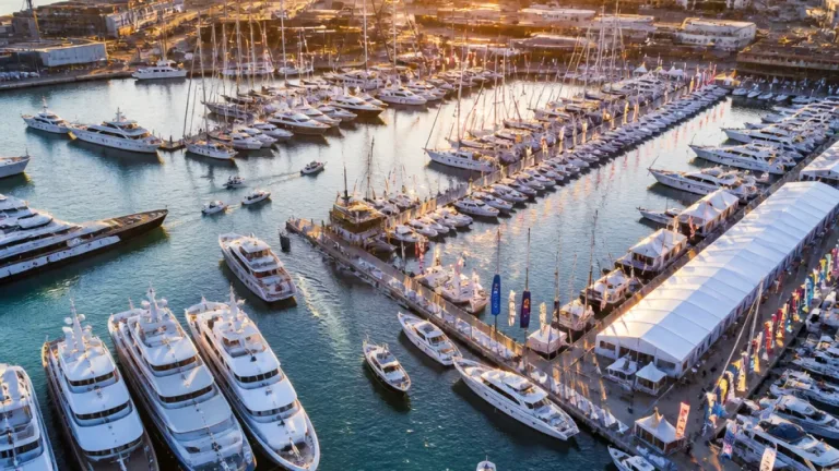 Brindisi, inaugurata la 22ª edizione del Salone Nautico di Puglia: focus su giovani, imprese e sostenibilità