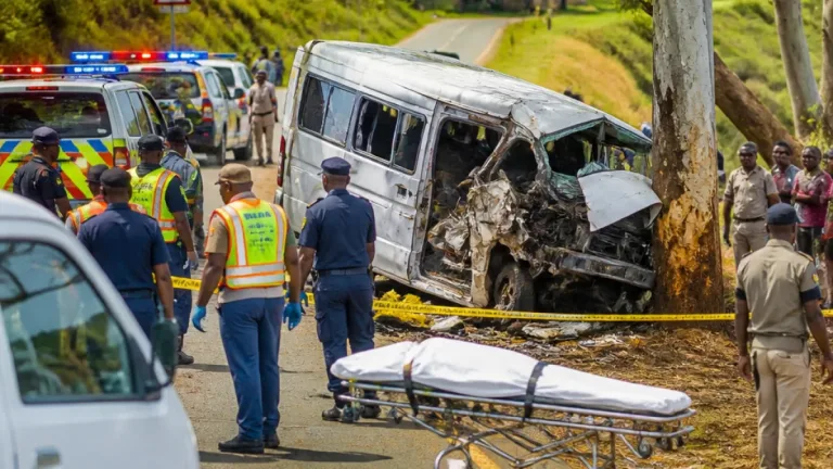 Ten killed in KZN minibus taxi crash; investigators probe cause and alleged alcohol use